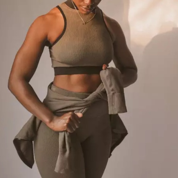Fabletics Olive Green workout set (sold together) - Picture 2 of 5